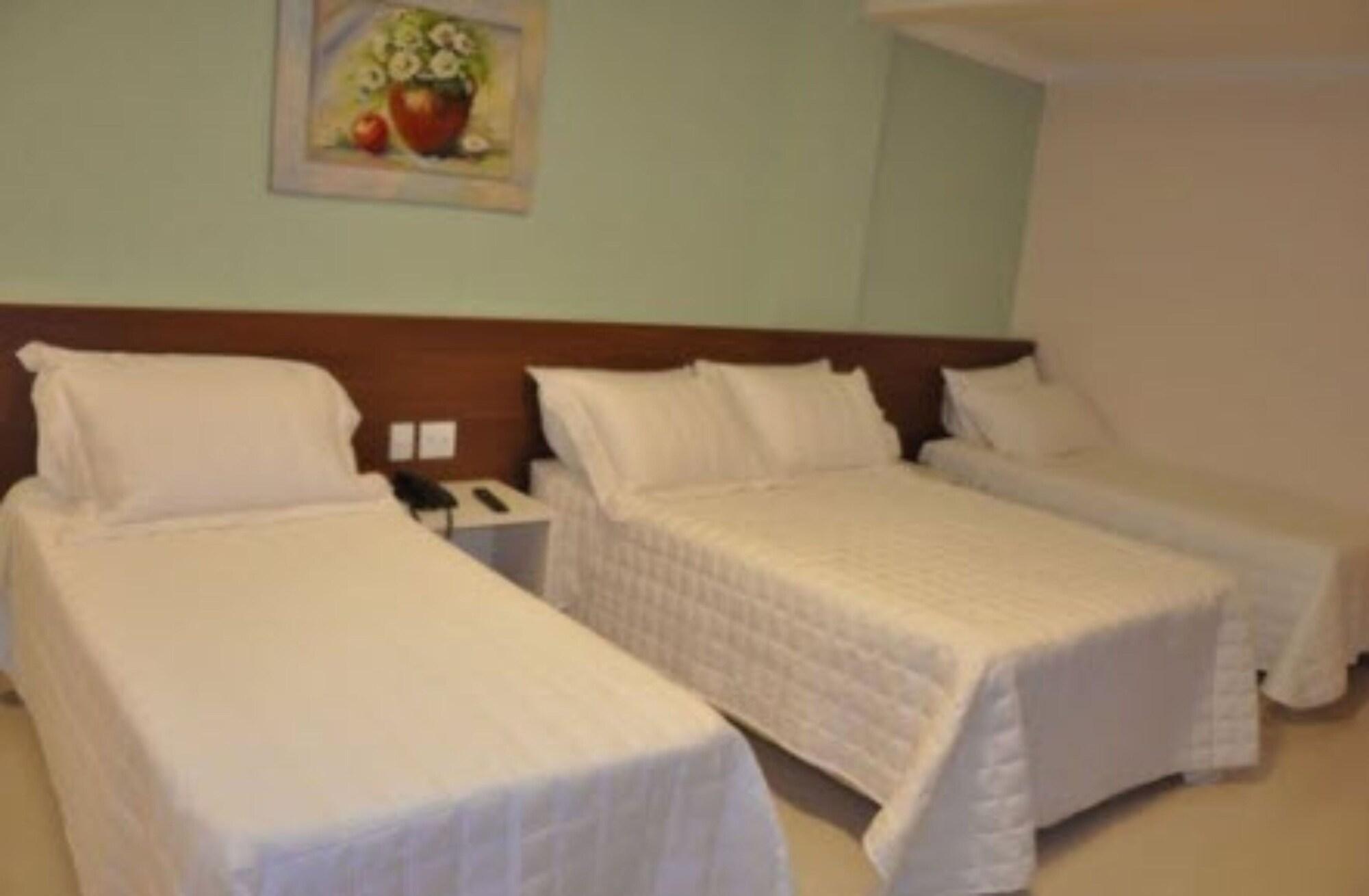 Hotel Saron Luziânia Екстериор снимка