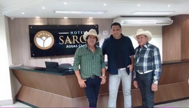 Hotel Saron Luziânia Екстериор снимка