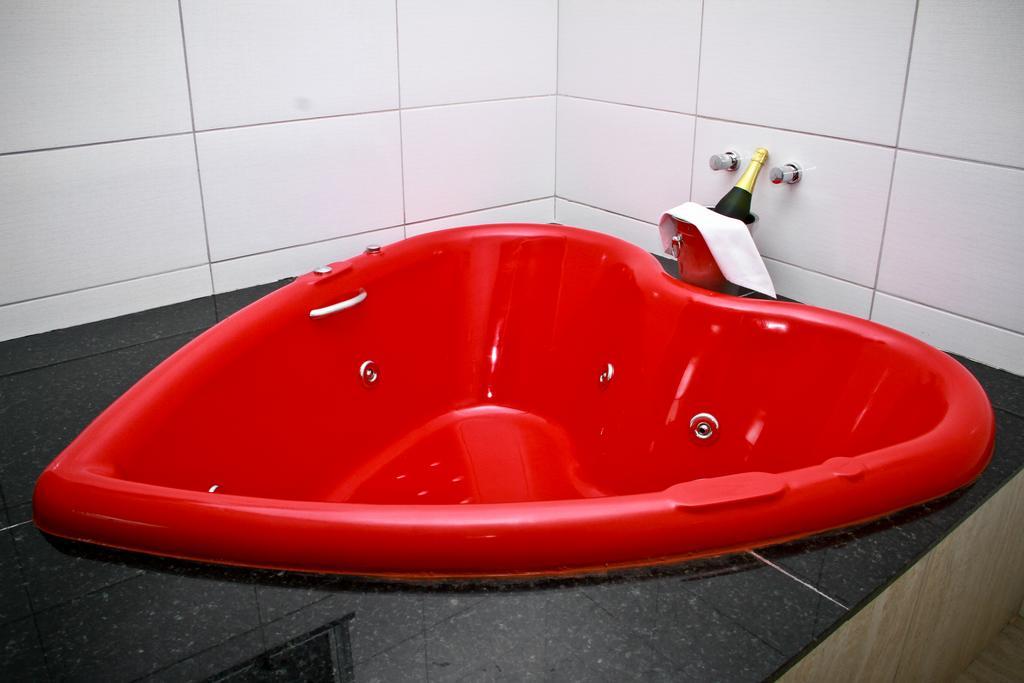 Hotel Saron Luziânia Екстериор снимка
