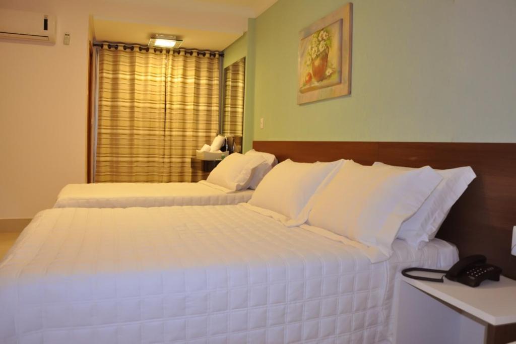 Hotel Saron Luziânia Екстериор снимка