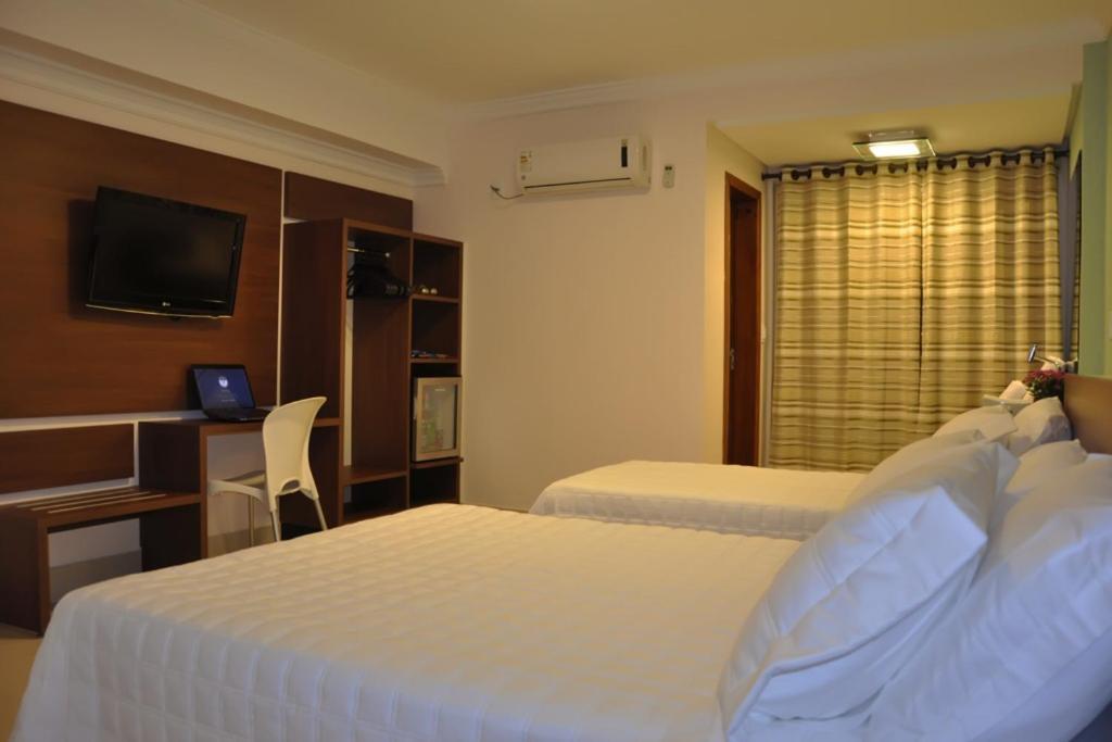 Hotel Saron Luziânia Екстериор снимка
